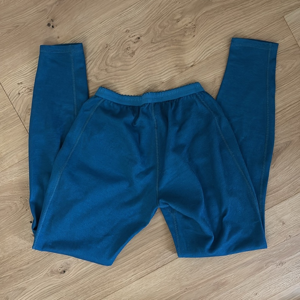 Patagonia capilene base layer
Pants/leggings
Size small
Excellent condition! - Picture 4 of 4